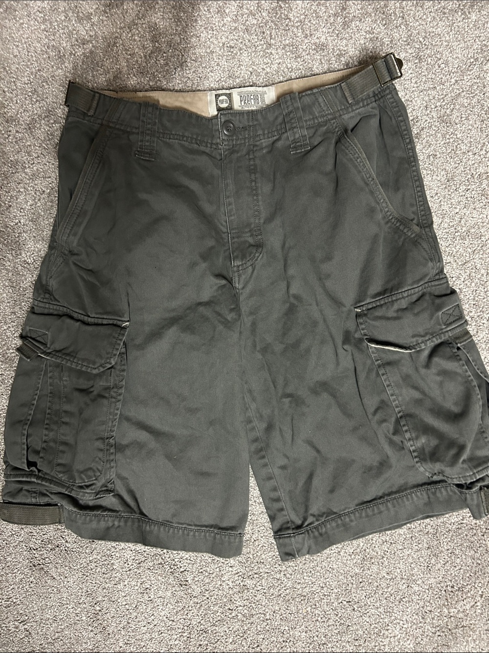 Vintage Prefab Green Baggy Cargo Dad Shorts
